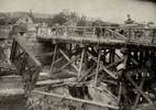 Временный мост, построенный немцами с помощью британского танка